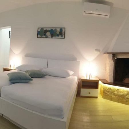 Apartments Luma 1 Hvar Town Exterior photo